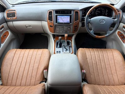 صورة 3 لـ 2006 Toyota LAND CRUISER 100