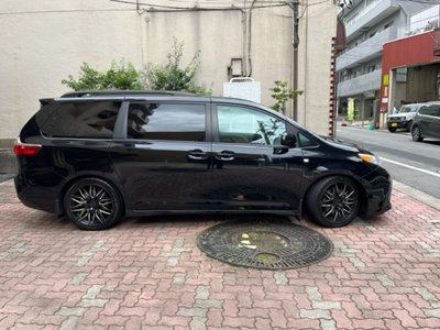 صورة 4 لـ 2022 Toyota SIENA