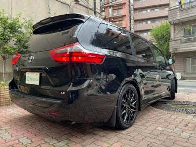 صورة 6 لـ 2022 Toyota SIENA