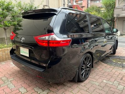 صورة 7 لـ 2022 Toyota SIENA