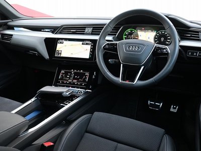 2024 AUDI Q8 SPORTBACK E-TRON photo 6