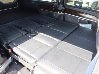 2019 Mercedes-BENZ V-CLASS photo 6