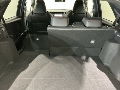 2025 Lexus LBX — миниатюра 39
