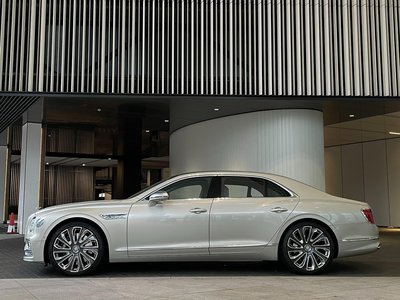 2023 Bentley FLYING SPUR — фото 5