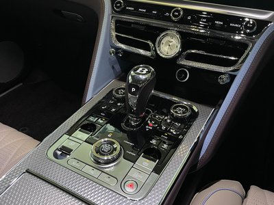 2023 Bentley FLYING SPUR — фото 23