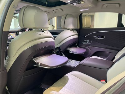 2023 Bentley FLYING SPUR — фото 16