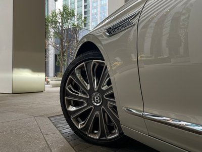 2023 Bentley FLYING SPUR — фото 32