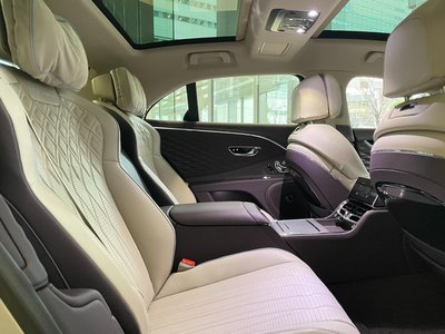 2023 Bentley FLYING SPUR — фото 15