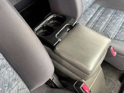 2000 Toyota LAND CRUISER 70 thumbnail 38