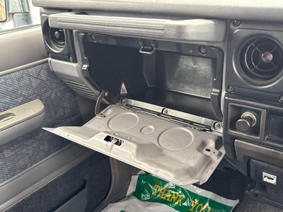 2000 Toyota LAND CRUISER 70 thumbnail 37