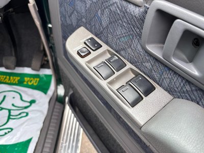 2000 Toyota LAND CRUISER 70 thumbnail 31