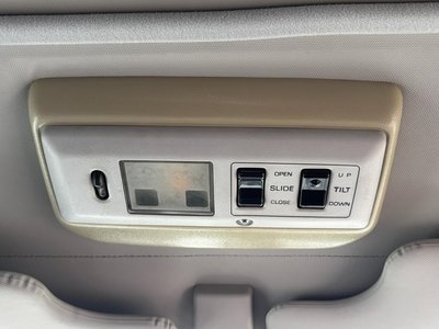 2000 Toyota LAND CRUISER 70 thumbnail 32
