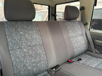 2000 Toyota LAND CRUISER 70 thumbnail 17