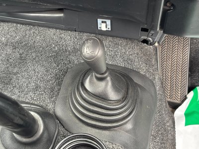 2000 Toyota LAND CRUISER 70 thumbnail 28