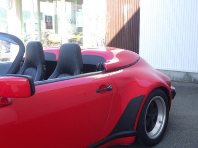 صورة 22 لـ 1989 Porsche 911