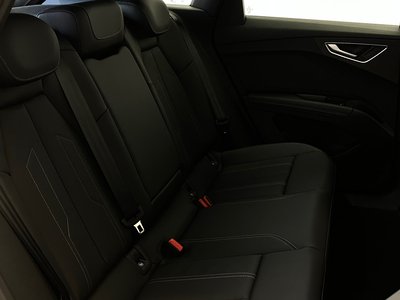 صورة مصغرة 88 لـ 2026 AUDI Q4 E-TRON