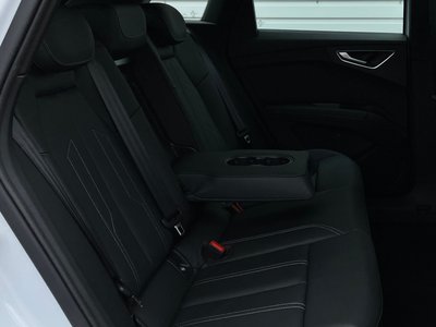 صورة مصغرة 93 لـ 2026 AUDI Q4 E-TRON