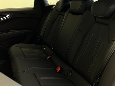 صورة مصغرة 100 لـ 2026 AUDI Q4 E-TRON