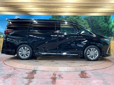صورة 61 لـ 2025 Toyota ALPHARD