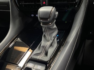 صورة 37 لـ 2025 Toyota ALPHARD