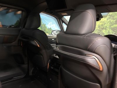 صورة 33 لـ 2025 Toyota ALPHARD