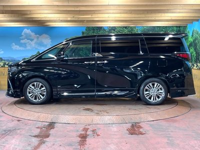 صورة 63 لـ 2025 Toyota ALPHARD