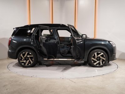 2024 MINI COOPER COUNTRYMAN photo 26