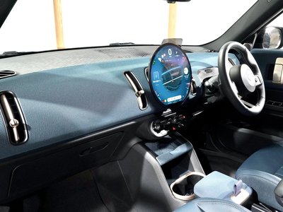 2024 MINI COOPER COUNTRYMAN photo 17