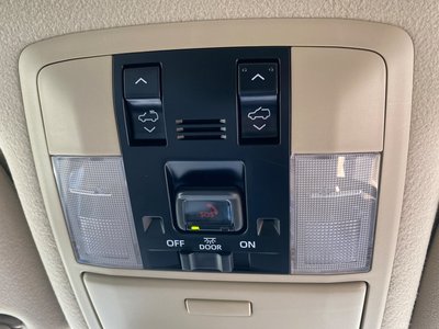 صورة 28 لـ 2022 Toyota LAND CRUISER PRADO