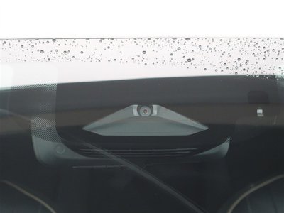 2025 Toyota CROWN ESTATE photo 9