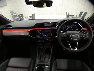2021 AUDI RS Q3 SPORTBACK 照片 11