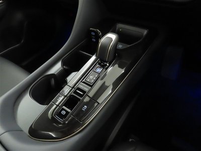 صورة مصغرة 18 لـ 2024 Toyota CROWN SPORT