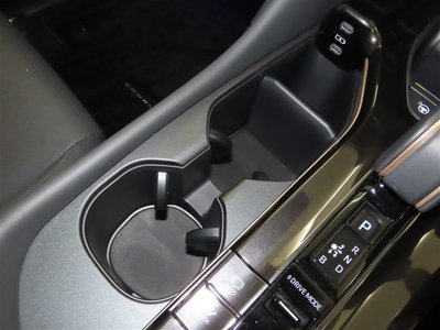 صورة مصغرة 29 لـ 2024 Toyota CROWN SPORT