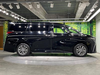 2023 Toyota ALPHARD — фото 79