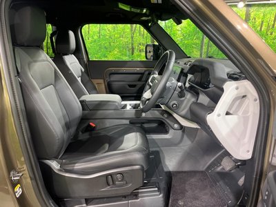 2025 LAND Rover DEFENDER photo 15