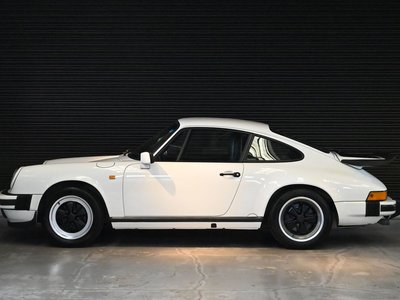1989 Porsche 911 photo 3