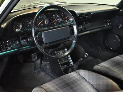 1989 Porsche 911 photo 10