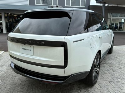 2024 LAND Rover RANGE ROVER photo 2