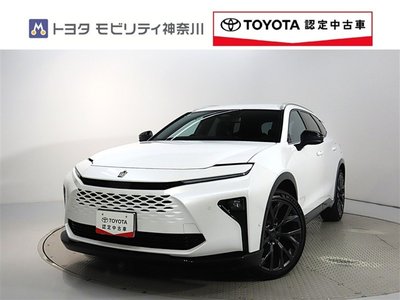 2026 Toyota CROWN ESTATE photo 1
