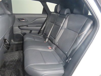 2026 Toyota CROWN ESTATE photo 11