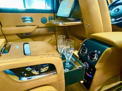 2020 ROLLS-ROYCE CULLINAN — миниатюра 26