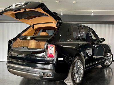 2020 ROLLS-ROYCE CULLINAN — миниатюра 10