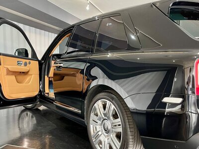 2020 ROLLS-ROYCE CULLINAN — миниатюра 41