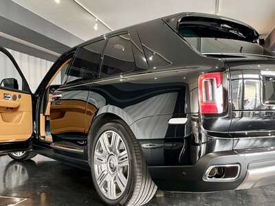 2020 ROLLS-ROYCE CULLINAN — миниатюра 42