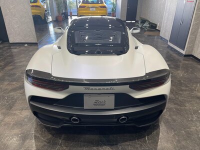 2022 Maserati MC20 photo 11