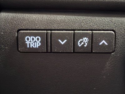 2025 Toyota ALPHARD — фото 46