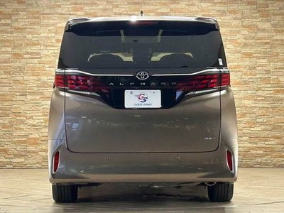 2025 Toyota ALPHARD — фото 16