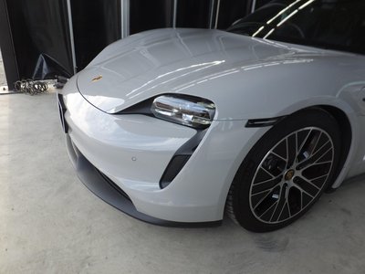صورة مصغرة 8 لـ 2024 Porsche TAYCAN
