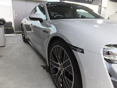 صورة مصغرة 15 لـ 2024 Porsche TAYCAN