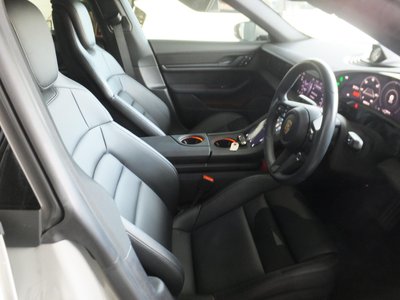 صورة مصغرة 29 لـ 2024 Porsche TAYCAN